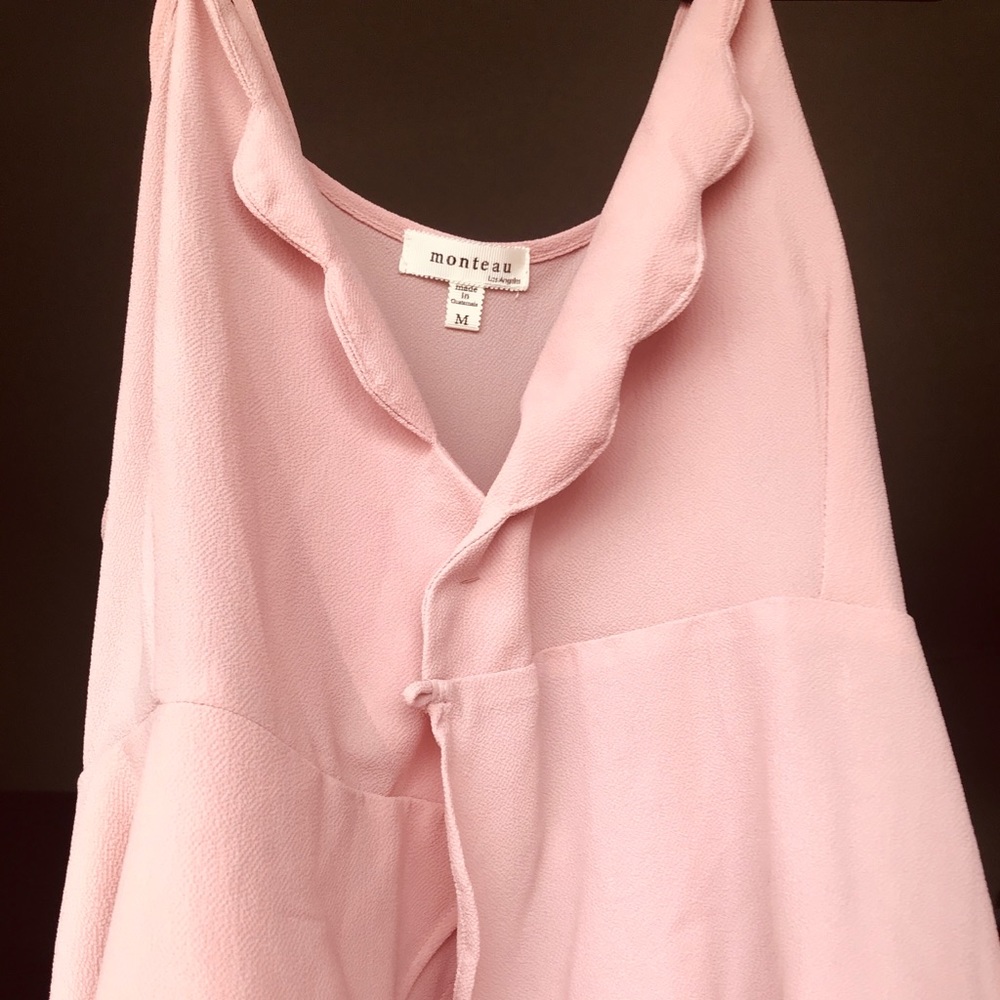 Flowy soft pink shirt never worn
